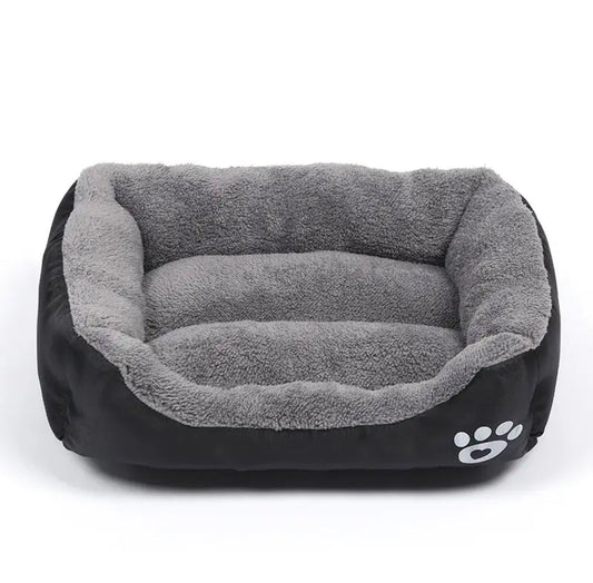 Deluxe Hunde-/ Katzenbett